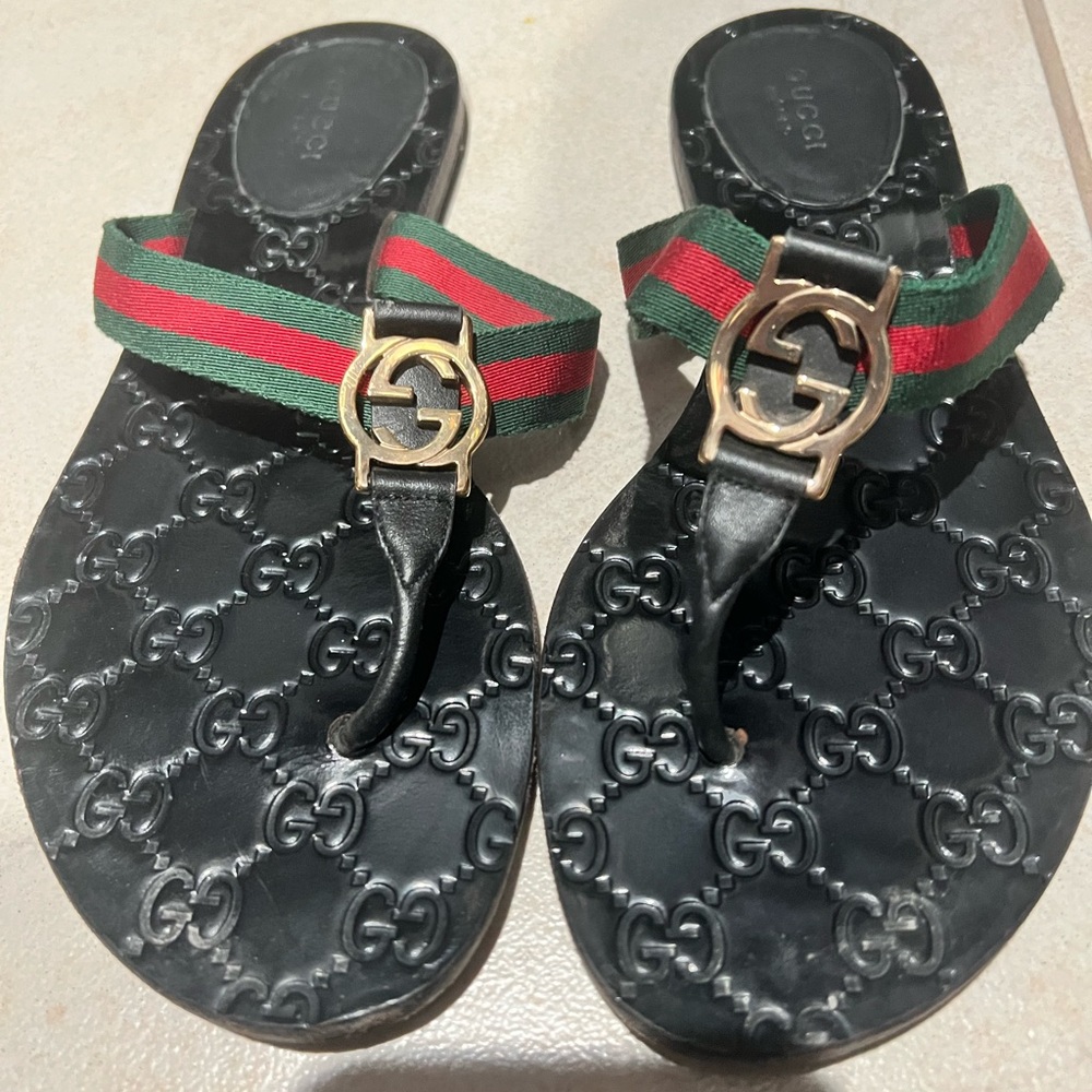 Gucci Black Sandals with Gold Emblem